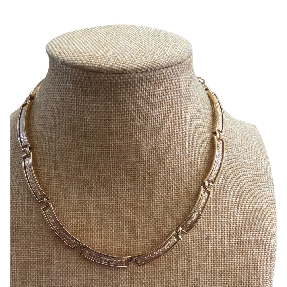 Vintage Gold Tone Textured Panel Link Choker Necklace Adjustable Glam Elegant